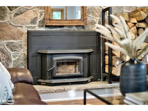 128 Teskey Drive, The Blue Mountains, ON - Indoor Photo Showing Living Room With Fireplace