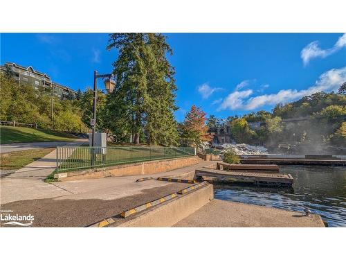 201-24 Ontario Street, Bracebridge, ON - Outdoor With View