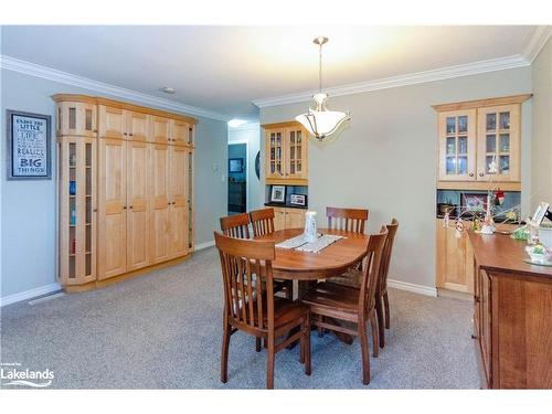 201-24 Ontario Street, Bracebridge, ON - Indoor Photo Showing Dining Room