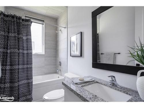 112 Goldie Court, The Blue Mountains, ON - Indoor Photo Showing Bathroom