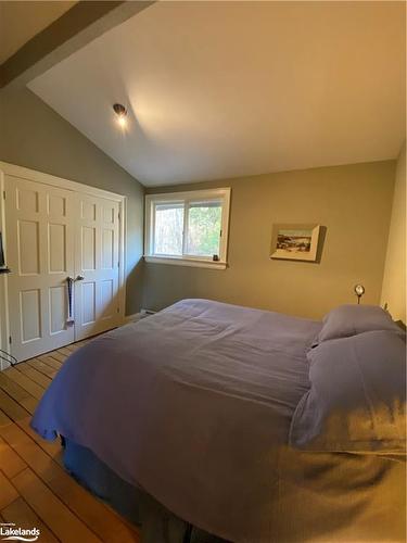 149 Wards Road, The Blue Mountains, ON - Indoor Photo Showing Bedroom