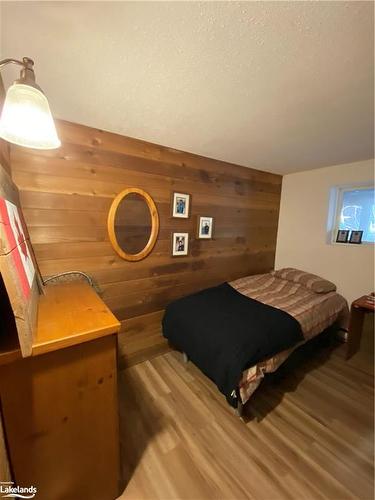 149 Wards Road, The Blue Mountains, ON - Indoor Photo Showing Bedroom