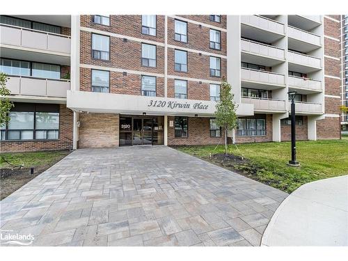 1110-3120 Kirwin Avenue, Mississauga, ON - Outdoor With Balcony With Facade