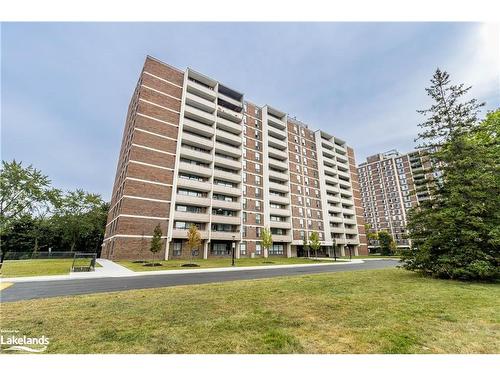 1110-3120 Kirwin Avenue, Mississauga, ON - Outdoor With Balcony With Facade