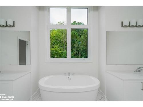 116 Dorothy Drive, Clarksburg, ON - Indoor Photo Showing Bathroom