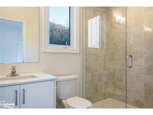 116 Dorothy Drive, Clarksburg, ON - Indoor Photo Showing Bathroom