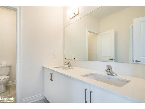 116 Dorothy Drive, Clarksburg, ON - Indoor Photo Showing Bathroom