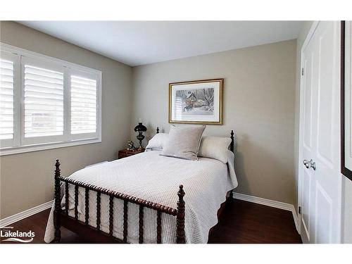 80 Hughes Street, Collingwood, ON - Indoor Photo Showing Bedroom