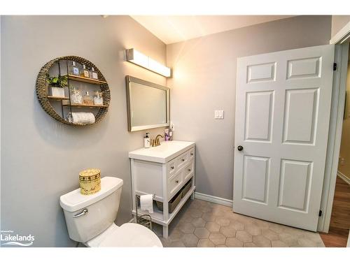 14-90 Burke Street, Penetanguishene, ON - Indoor Photo Showing Bathroom