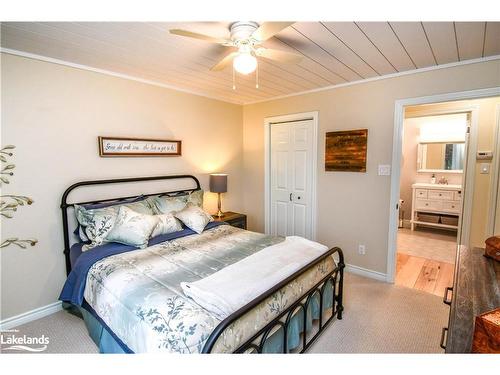 14-90 Burke Street, Penetanguishene, ON - Indoor Photo Showing Bedroom