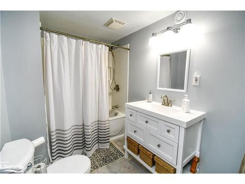 14-90 Burke Street, Penetanguishene, ON - Indoor Photo Showing Bathroom