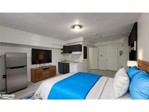 B14-280 River Road E, Wasaga Beach, ON - Indoor Photo Showing Other Room