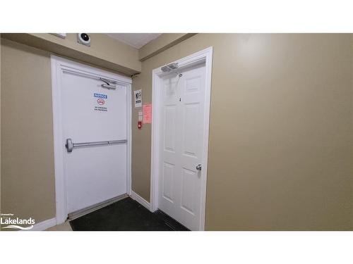 B14-280 River Road E, Wasaga Beach, ON - Indoor Photo Showing Other Room