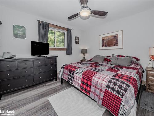 780 Manitoba Street, Bracebridge, ON - Indoor Photo Showing Bedroom