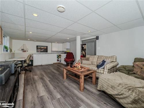 780 Manitoba Street, Bracebridge, ON - Indoor Photo Showing Living Room