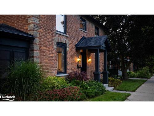 258 Maple Street, Collingwood, ON - Outdoor