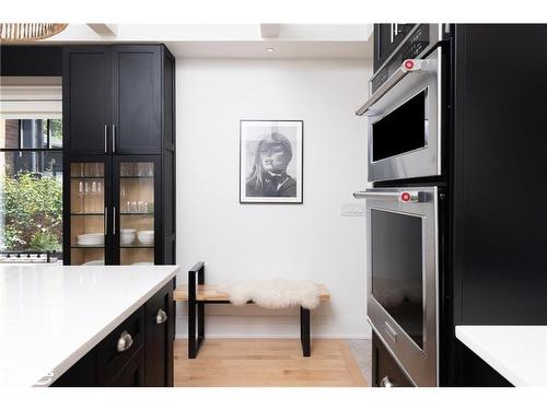 258 Maple Street, Collingwood, ON - Indoor Photo Showing Kitchen