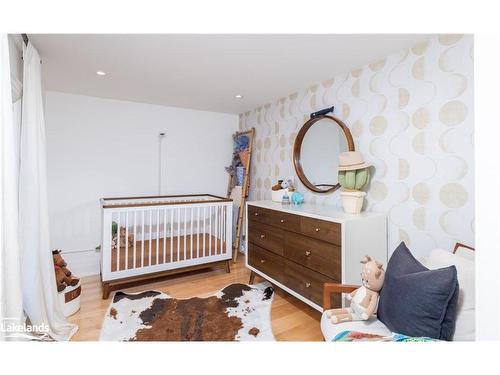 258 Maple Street, Collingwood, ON - Indoor Photo Showing Bedroom