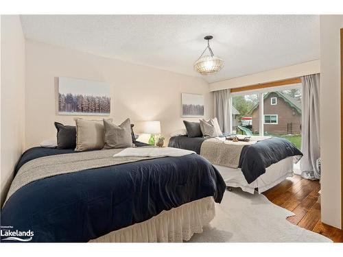 108 Barclay Boulevard, The Blue Mountains, ON - Indoor Photo Showing Bedroom