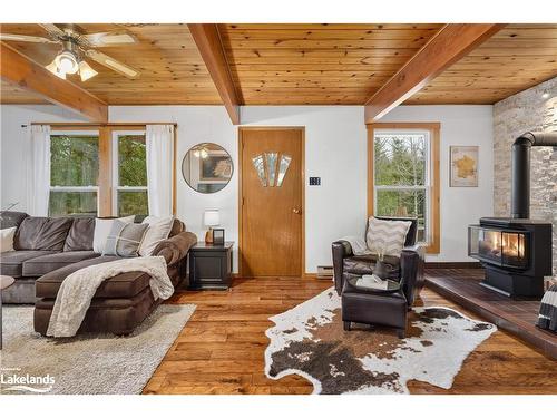 108 Barclay Boulevard, The Blue Mountains, ON - Indoor Photo Showing Living Room With Fireplace