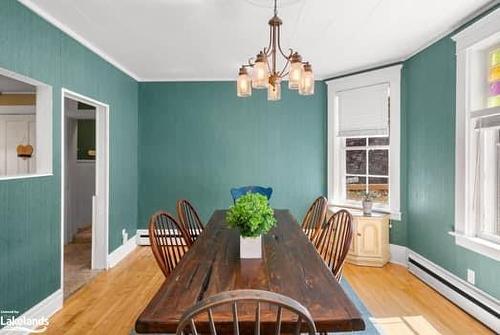 17 Waubeek Street, Parry Sound, ON - Indoor Photo Showing Dining Room