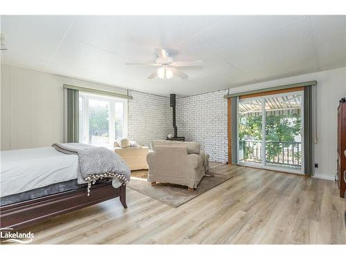 61 O'Brien Street, Orillia, ON - Indoor Photo Showing Bedroom