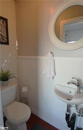 78 Mcmurray Street, Bracebridge, ON - Indoor Photo Showing Bathroom