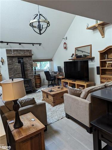 201 Escarpment Crescent, Collingwood, ON - Indoor Photo Showing Living Room With Fireplace