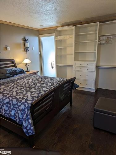 201 Escarpment Crescent, Collingwood, ON - Indoor Photo Showing Bedroom