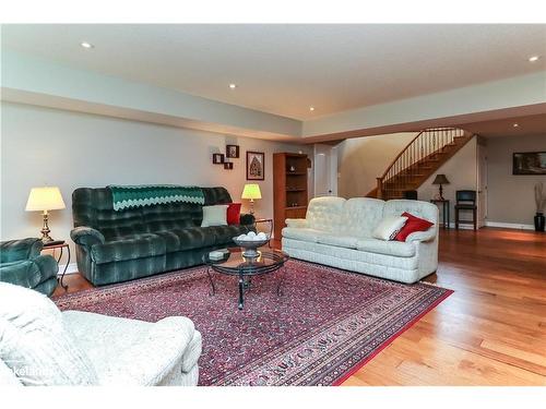 6169 27/28 Nottawasaga Side Road, Stayner, ON - Indoor Photo Showing Living Room