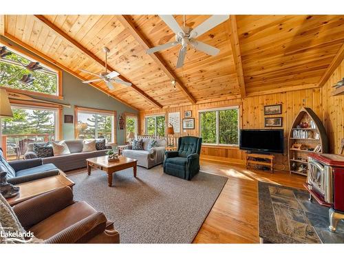 48 Fred Dubie Road E, Parry Sound, ON - Indoor Photo Showing Living Room