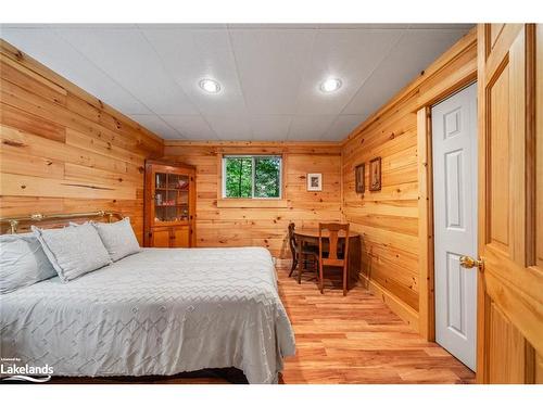 48 Fred Dubie Road E, Parry Sound, ON - Indoor Photo Showing Bedroom