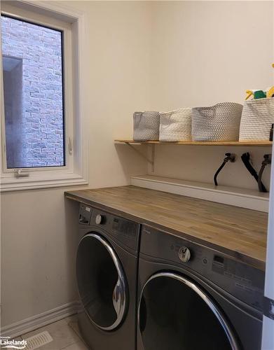 11 Farwell Avenue, Wasaga Beach, ON - Indoor Photo Showing Laundry Room