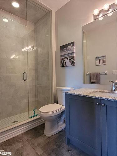 11 Farwell Avenue, Wasaga Beach, ON - Indoor Photo Showing Bathroom