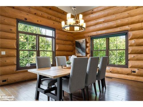 44 Trails End, Collingwood, ON - Indoor Photo Showing Dining Room