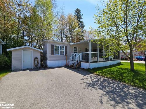 19 Topaz Street, Wasaga Beach, ON 