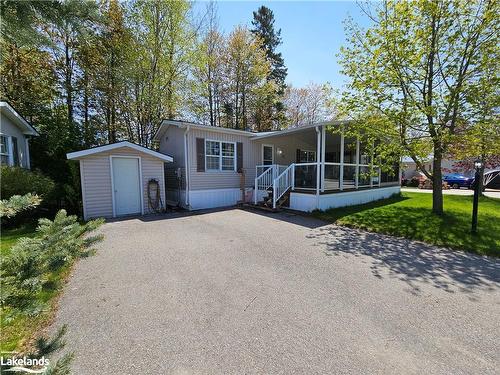 19 Topaz Street, Wasaga Beach, ON 