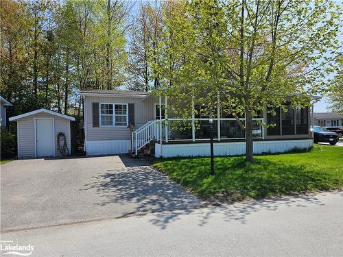 19 Topaz Street, Wasaga Beach, ON 