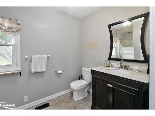 523 Hurontario Street, Collingwood, ON - Indoor Photo Showing Bathroom