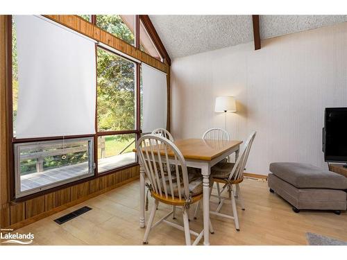 141 Carmichael Crescent, The Blue Mountains, ON - Indoor Photo Showing Dining Room