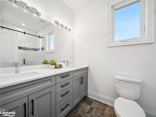 24 Keyzer Drive, Oro-Medonte, ON - Indoor Photo Showing Bathroom