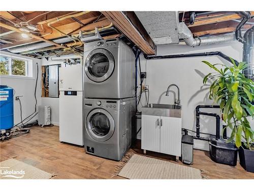 426121 25 Sideroad, Mono, ON - Indoor Photo Showing Laundry Room