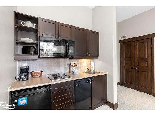 134-190 Jozo Weider Boulevard, The Blue Mountains, ON - Indoor Photo Showing Kitchen