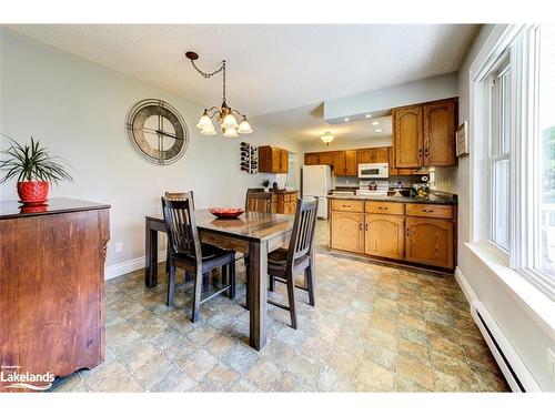 7950 Poplar Sideroad, Collingwood, ON - Indoor Photo Showing Dining Room