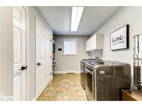 7950 Poplar Sideroad, Collingwood, ON - Indoor Photo Showing Laundry Room