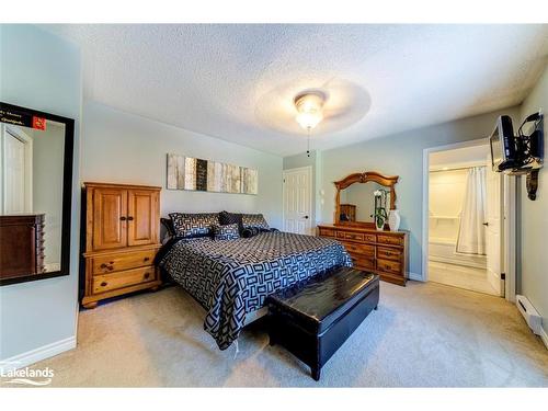 7950 Poplar Sideroad, Collingwood, ON - Indoor Photo Showing Bedroom