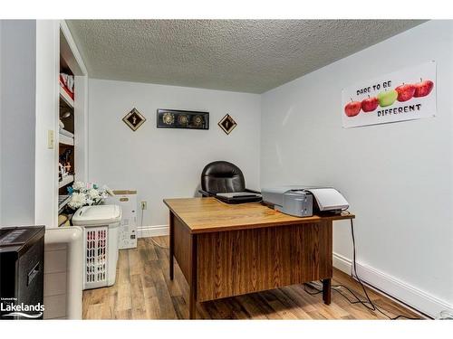 7950 Poplar Sideroad, Collingwood, ON - Indoor Photo Showing Office