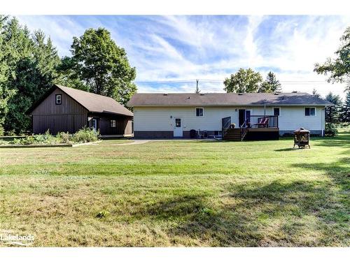 7950 Poplar Sideroad, Collingwood, ON - Outdoor