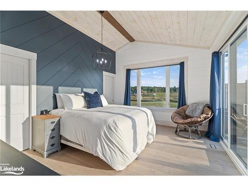 1038 Boyes Bridge Lane, Gravenhurst, ON - Indoor Photo Showing Bedroom