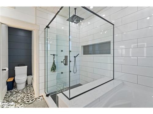 1038 Boyes Bridge Lane, Gravenhurst, ON - Indoor Photo Showing Bathroom